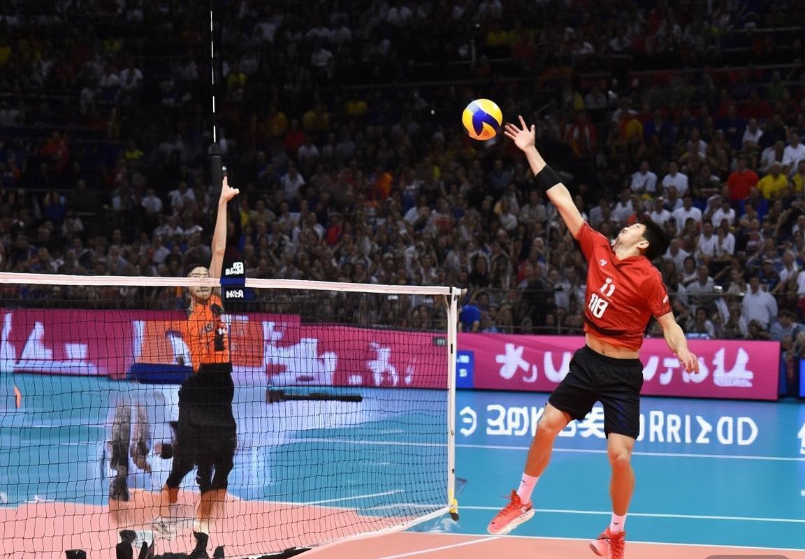 2019年上海男排VS北京男排：激战回顾与战术对决解析(图2)